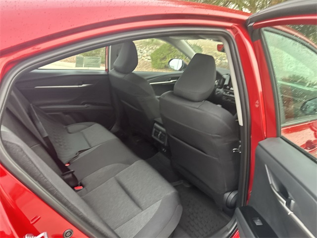 2025 Toyota Camry LE photo 29