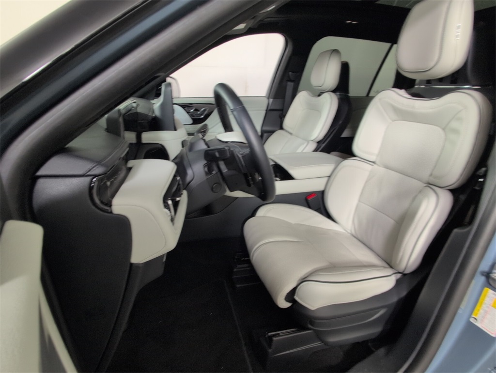 new 2025 Lincoln Aviator car, priced at $88,985