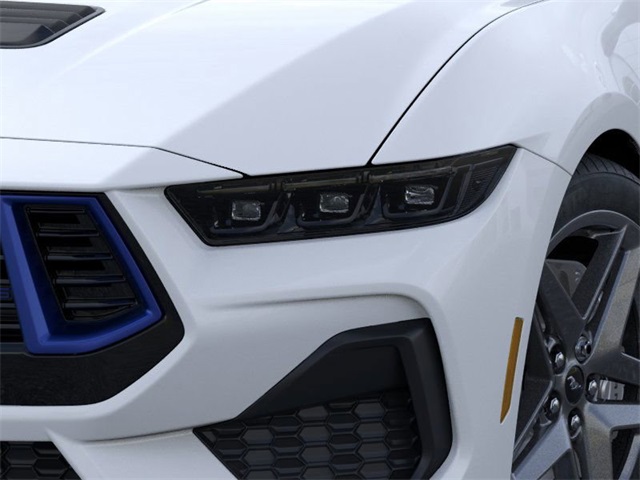 2025 Oxford White Ford Mustang RWD Coupe