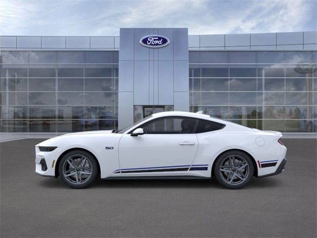 2025 Oxford White Ford Mustang RWD Coupe