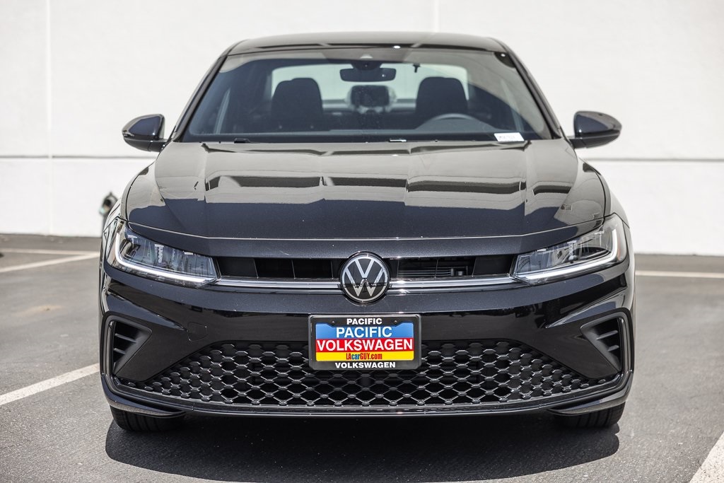 2026 Volkswagen Jetta Sport's photo