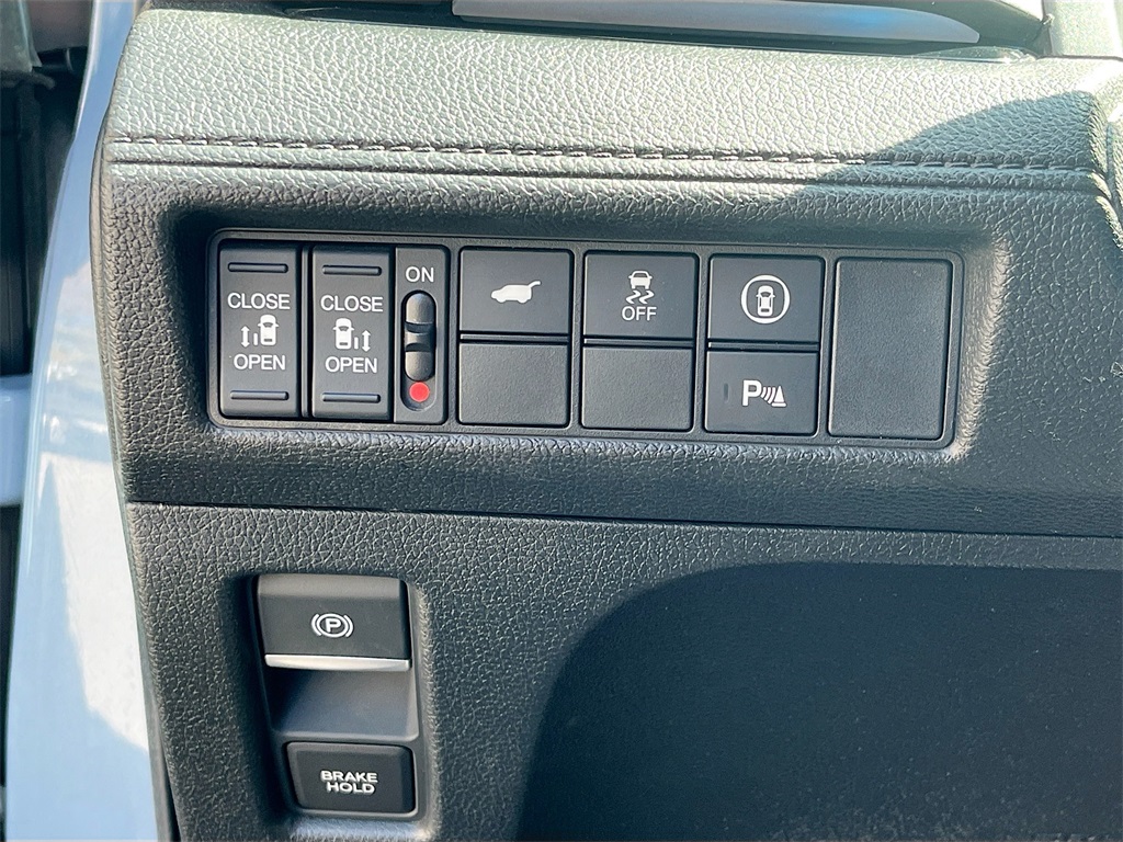 2024 Honda Odyssey Touring photo 9