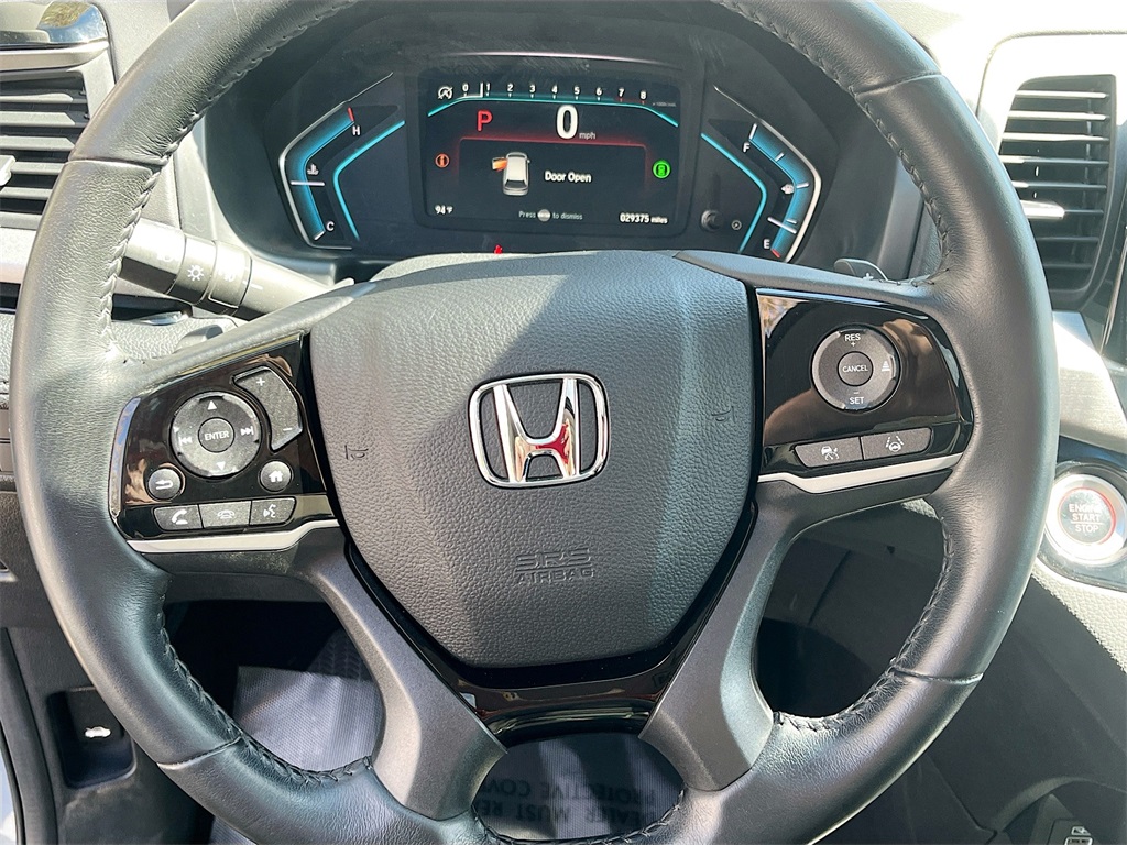 2024 Honda Odyssey Touring photo 10