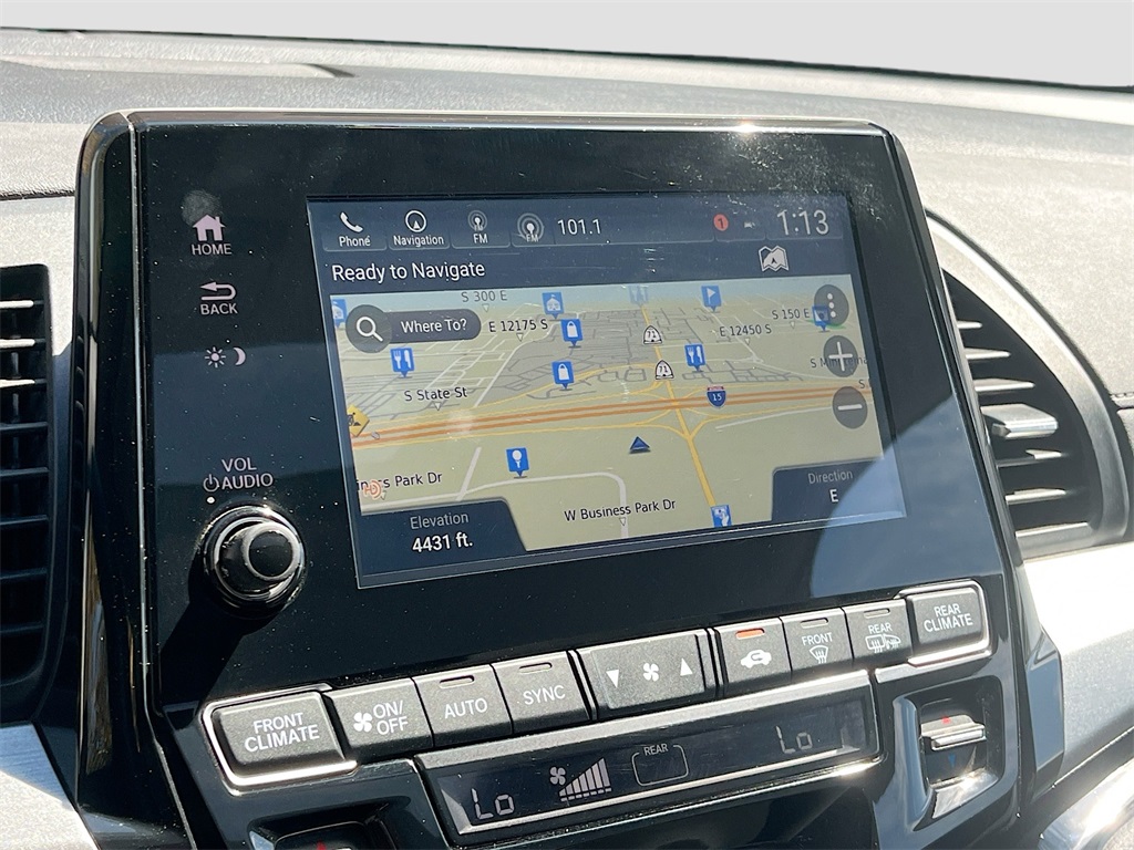 2024 Honda Odyssey Touring photo 11