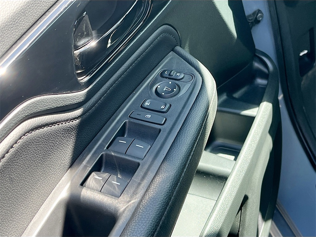 2024 Honda Odyssey Touring photo 16