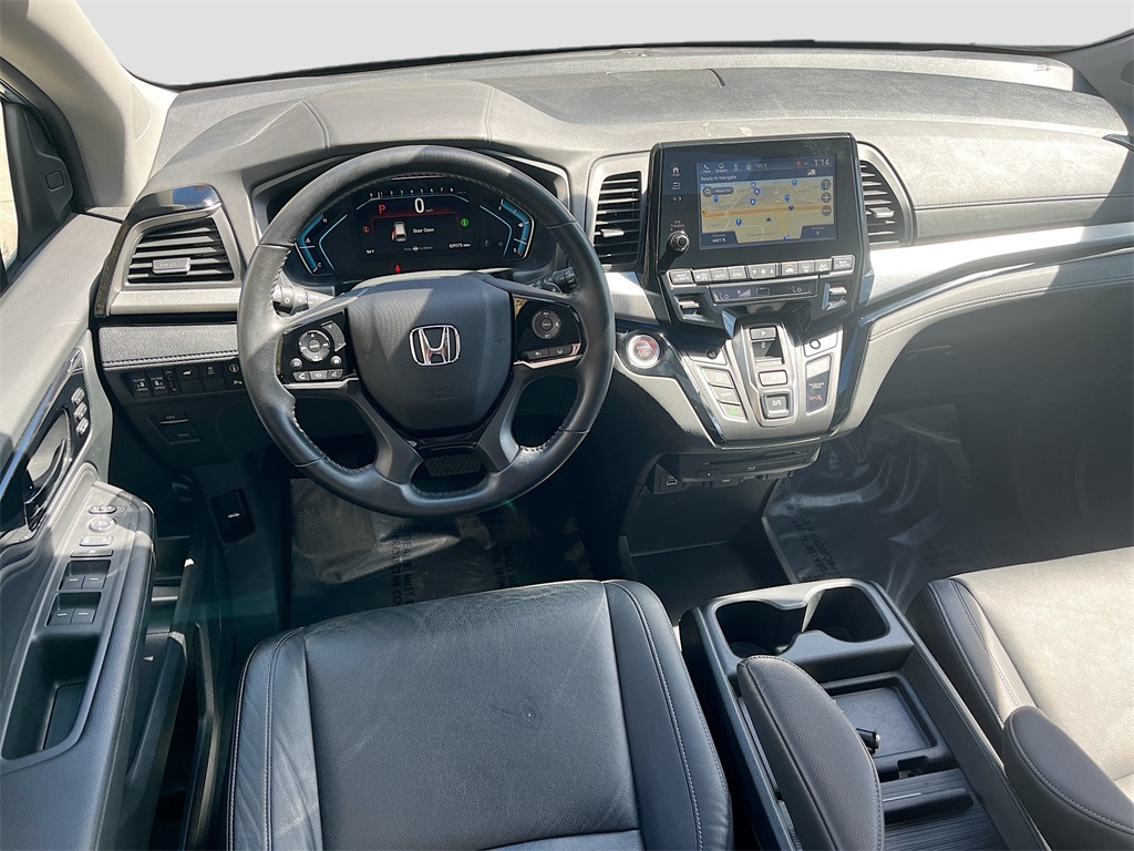 2024 Honda Odyssey Touring photo 21