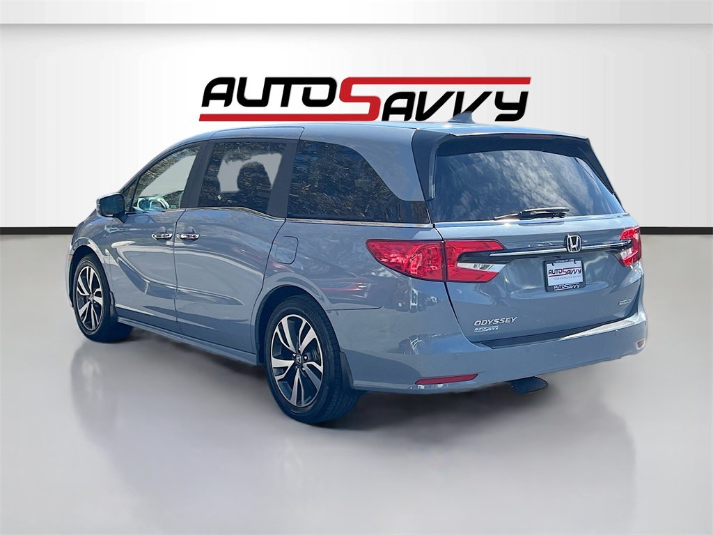 2024 Honda Odyssey Touring photo 4