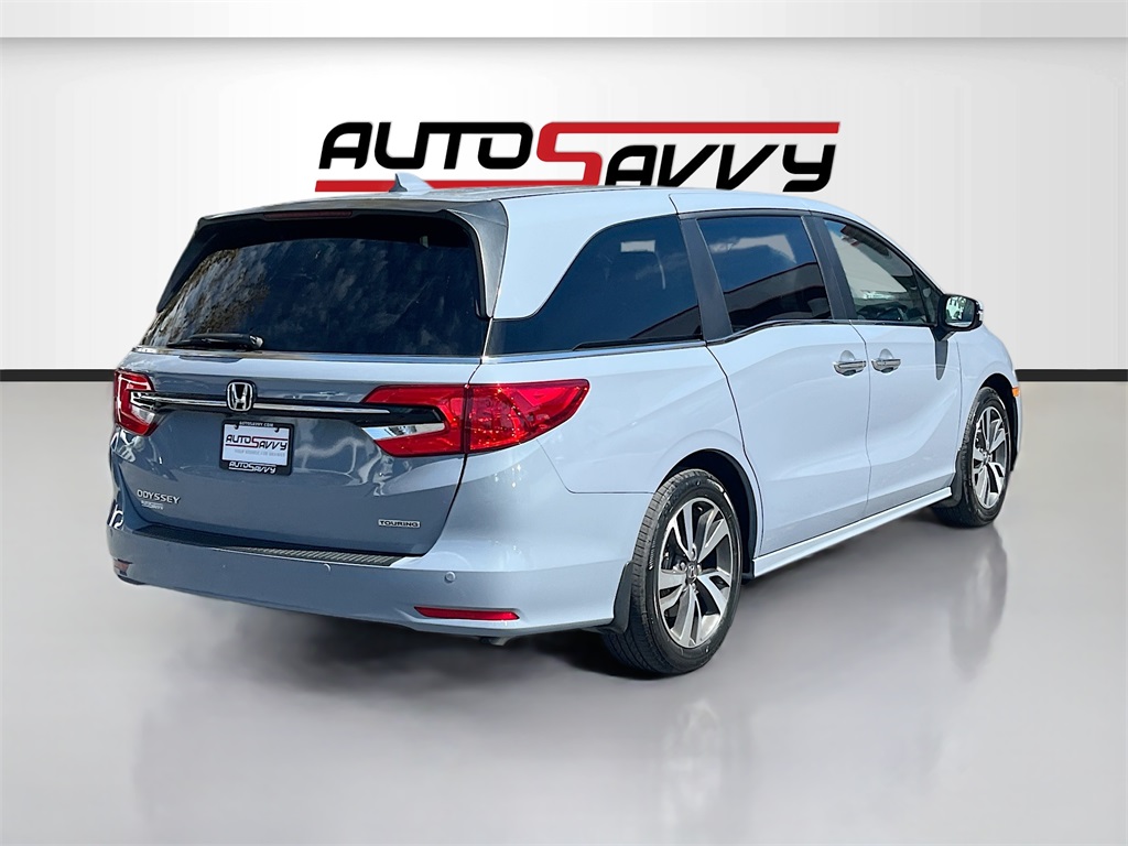 2024 Honda Odyssey Touring photo 6