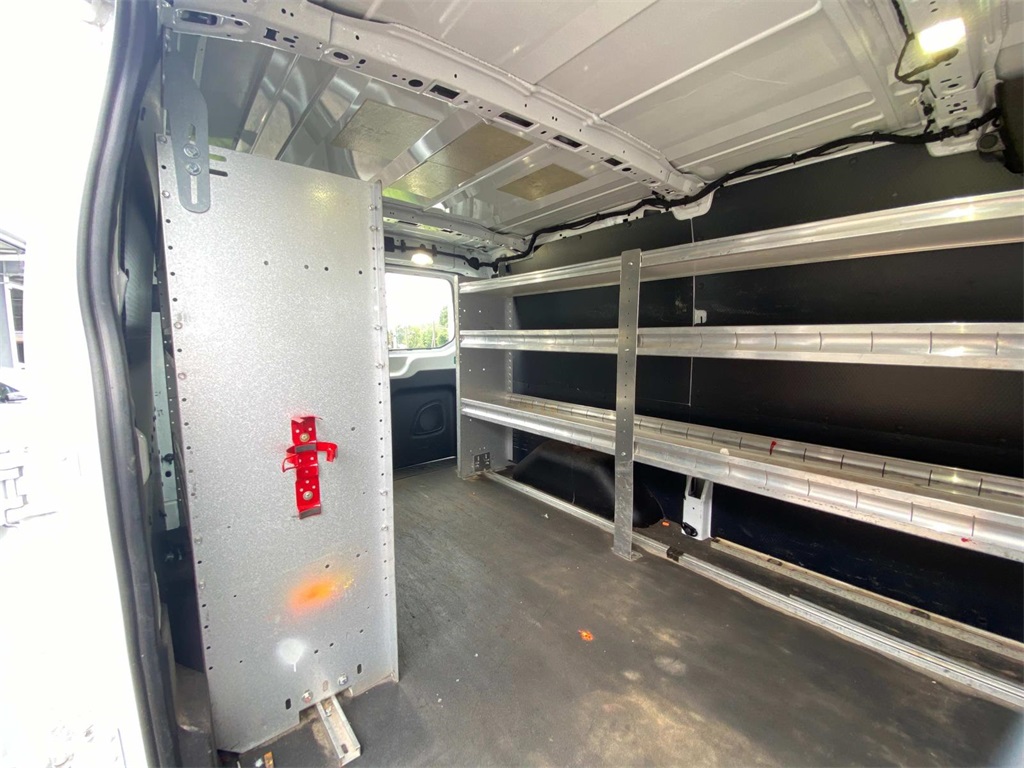 2017 Oxford White Ford Transit Van Base RWD Van