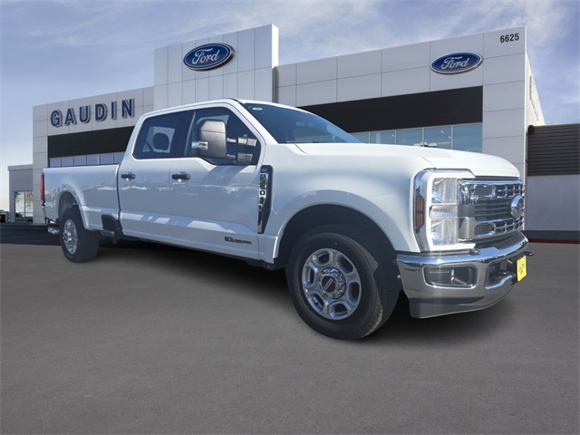 New 2026 Ford Super Duty F-350 XLT 4D Crew Cab