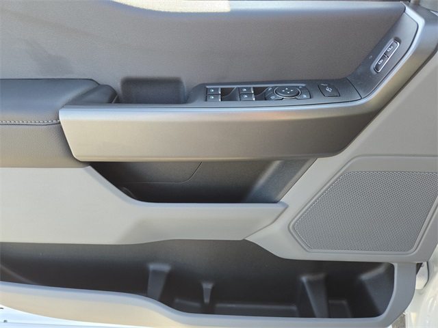 New 2026 Ford Super Duty F-350 XLT 4D Crew Cab