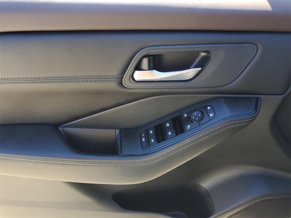 used 2023 Nissan Rogue car, priced at $19,495