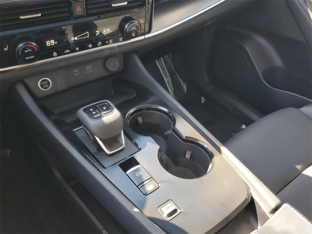 used 2023 Nissan Rogue car, priced at $19,495