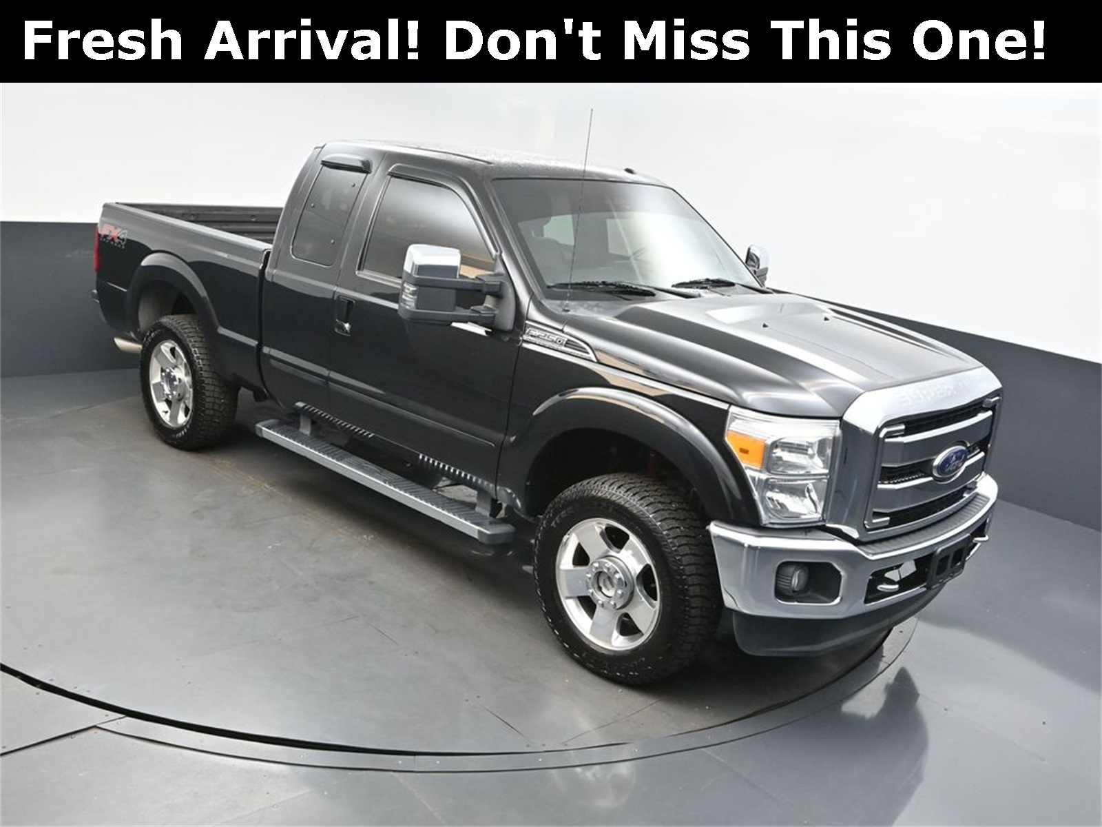 2015 Tuxedo Black Metallic Ford Super Duty F-250 SRW Lariat Truck