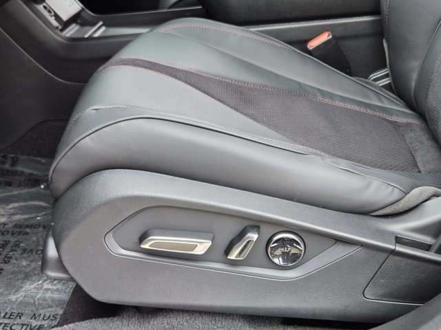 new 2026 Acura RDX car, priced at $52,650