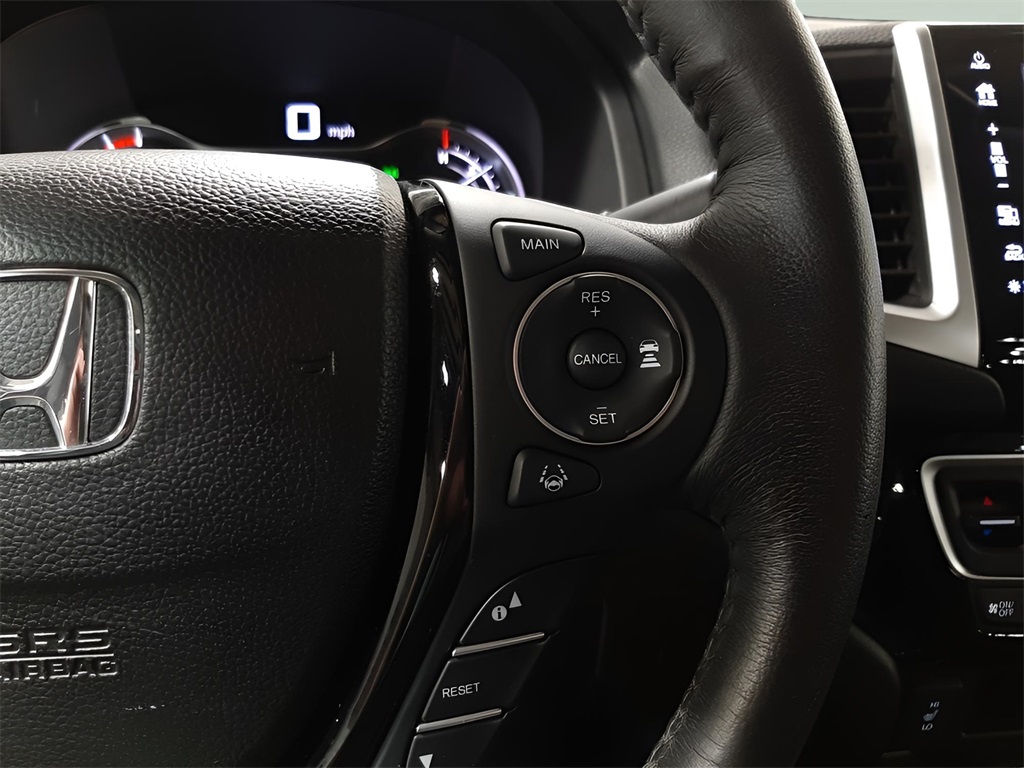 2018 Honda Ridgeline RTL-E photo 9
