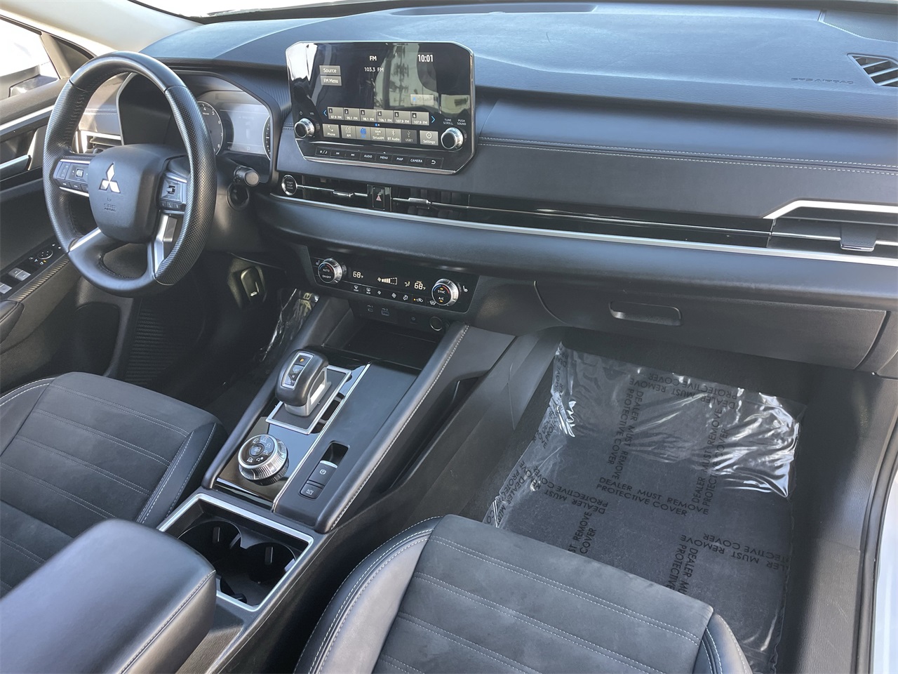 used 2024 Mitsubishi Outlander car, priced at $20,233