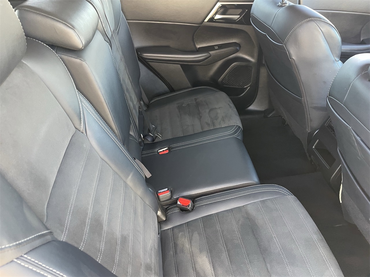 used 2024 Mitsubishi Outlander car, priced at $20,233