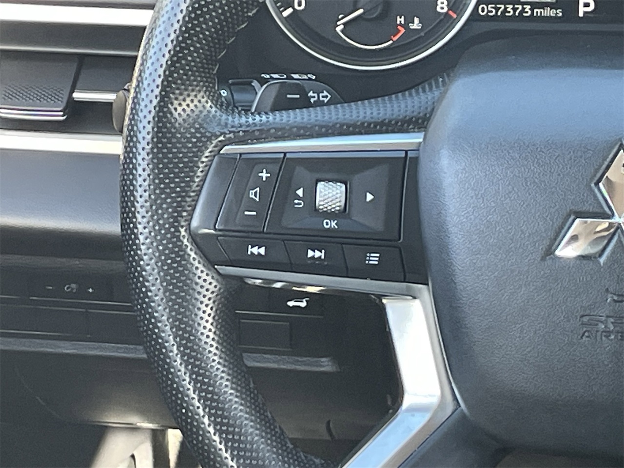 used 2024 Mitsubishi Outlander car, priced at $20,233