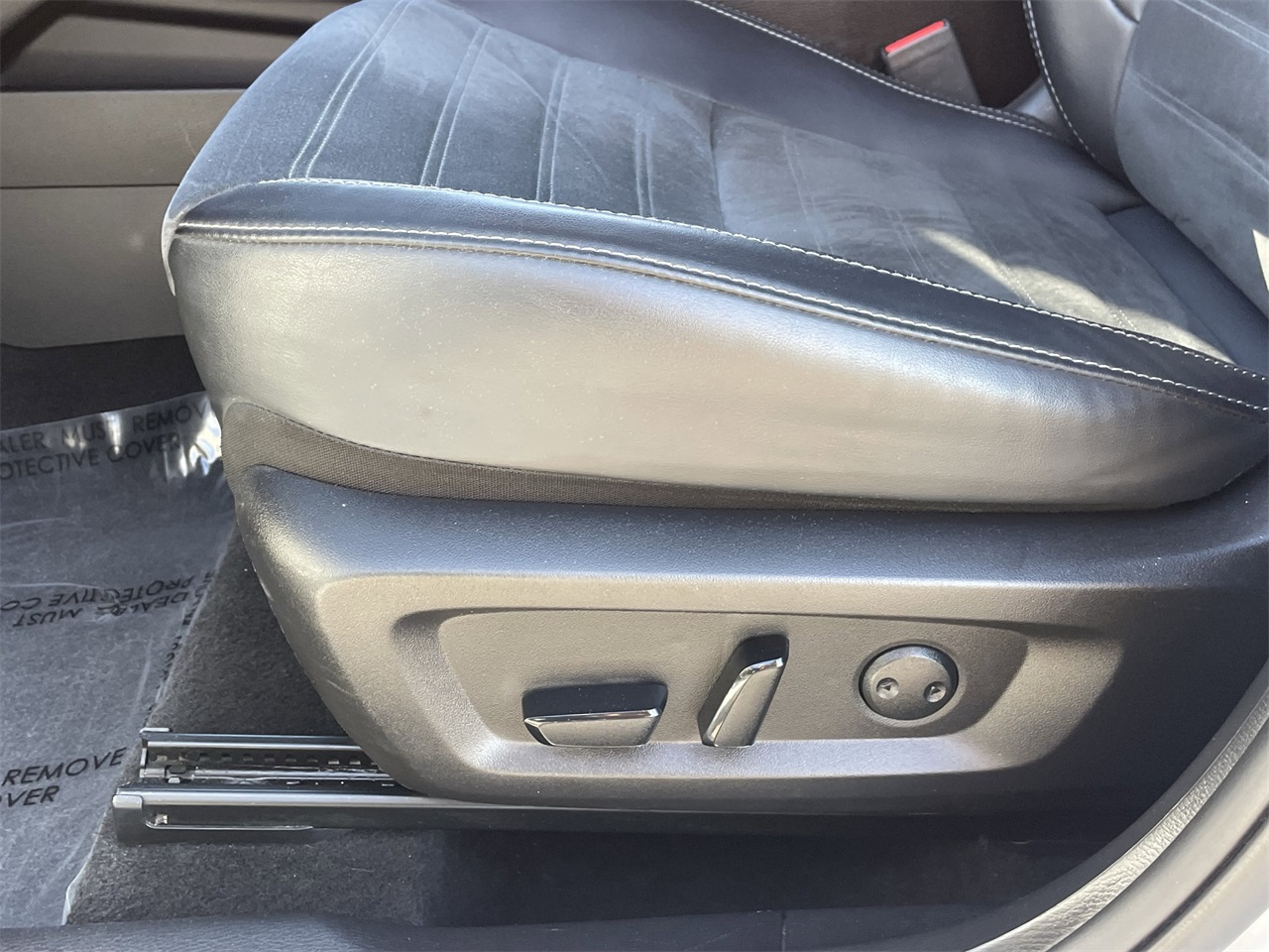 used 2024 Mitsubishi Outlander car, priced at $20,233