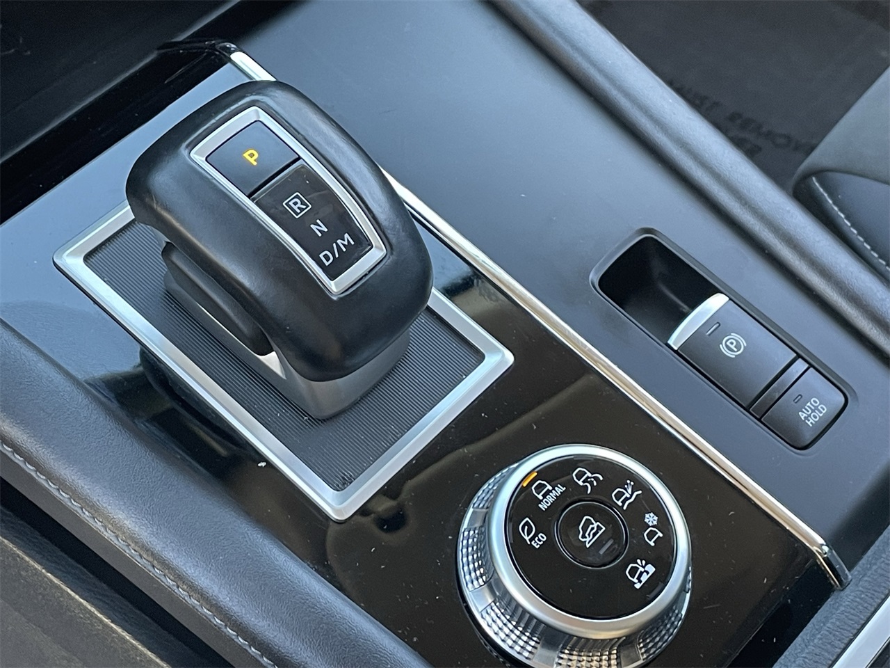 used 2024 Mitsubishi Outlander car, priced at $20,233