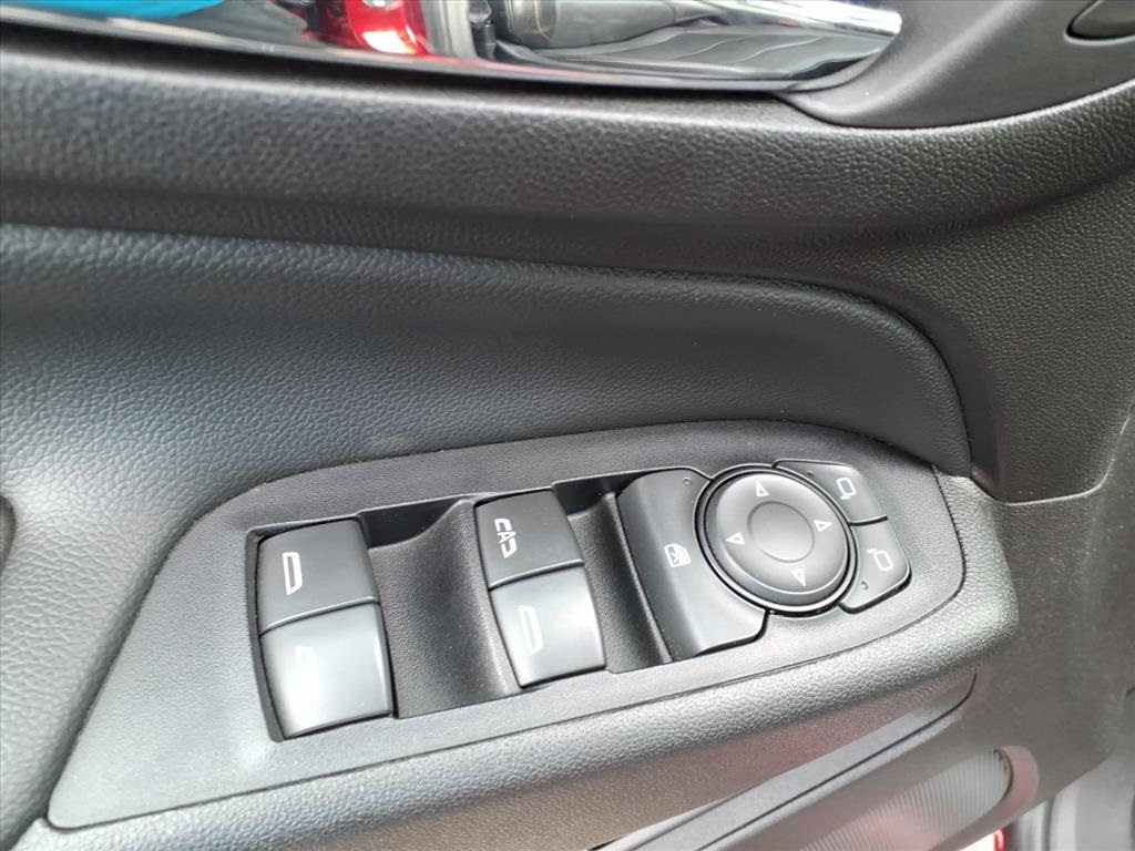 used 2020 Chevrolet Equinox car, priced at $18,900