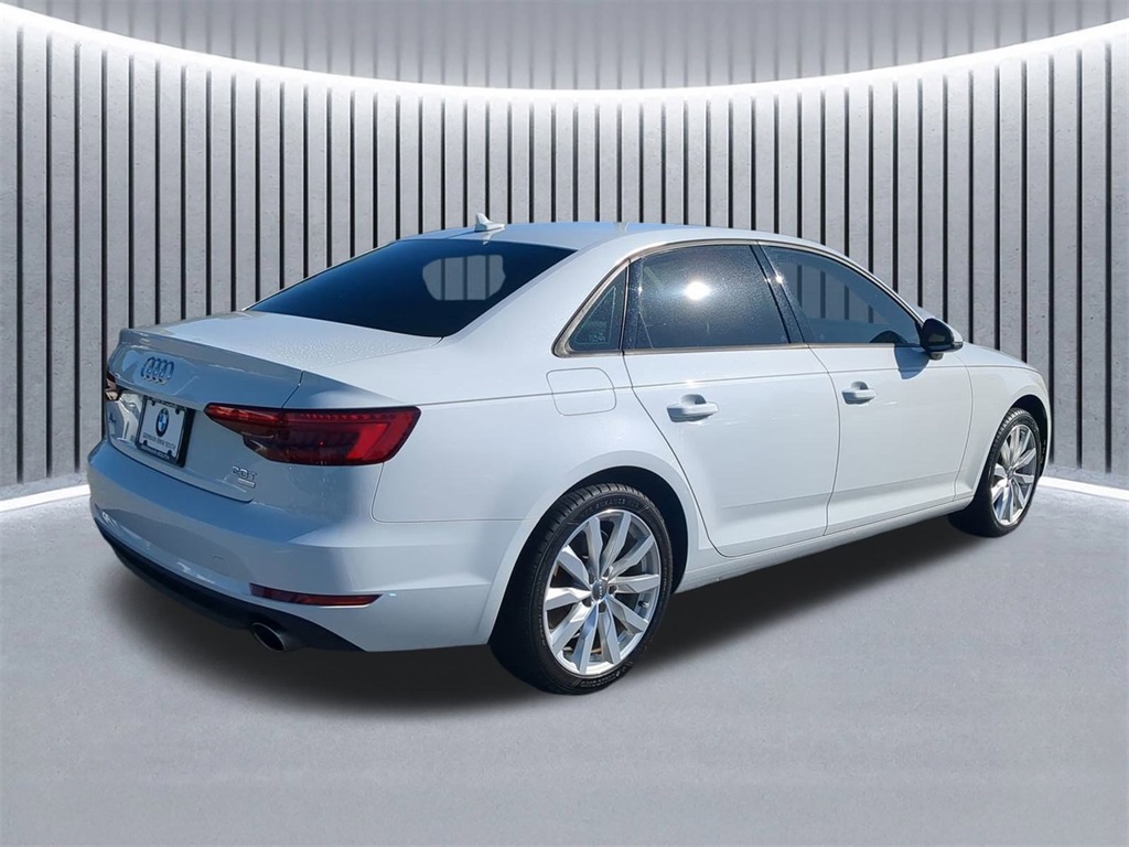 2017 Audi A4 2.0T Ultra Premium photo 4
