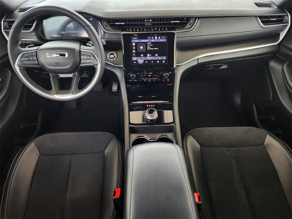 2024 Jeep Grand Cherokee Altitude photo 23