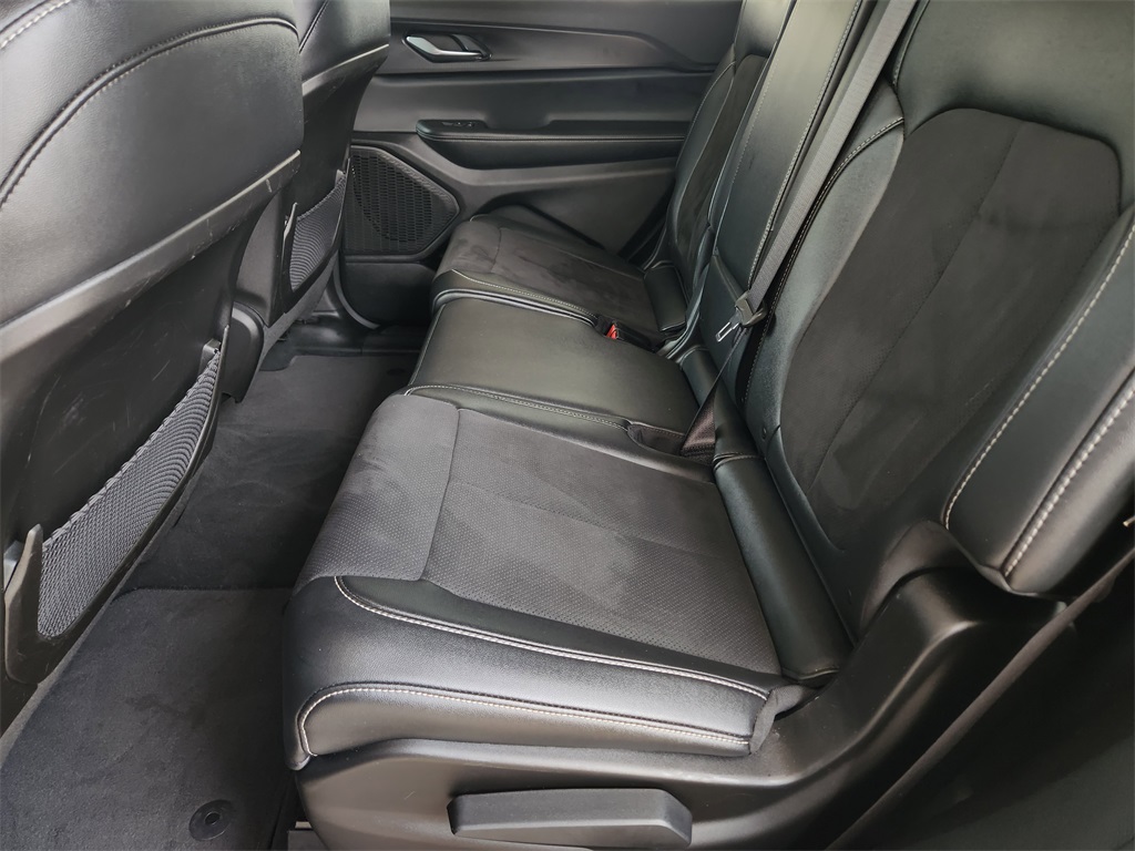 2024 Jeep Grand Cherokee Altitude photo 27