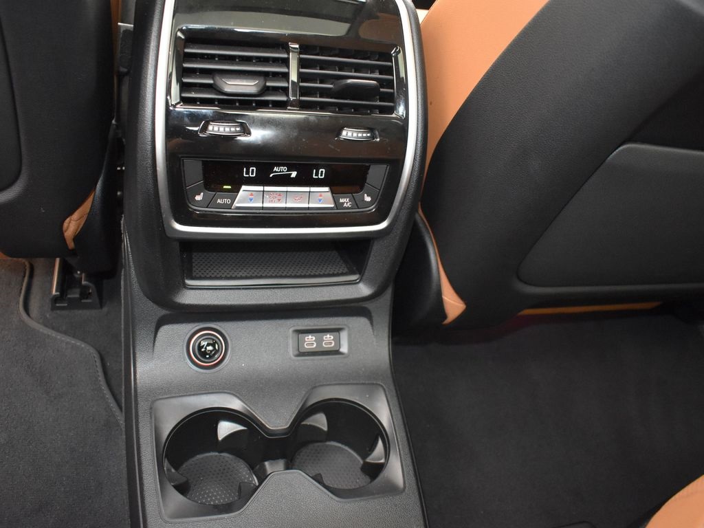 2024 Black Sapphire Metallic BMW X7 xDrive40i AWD SUV