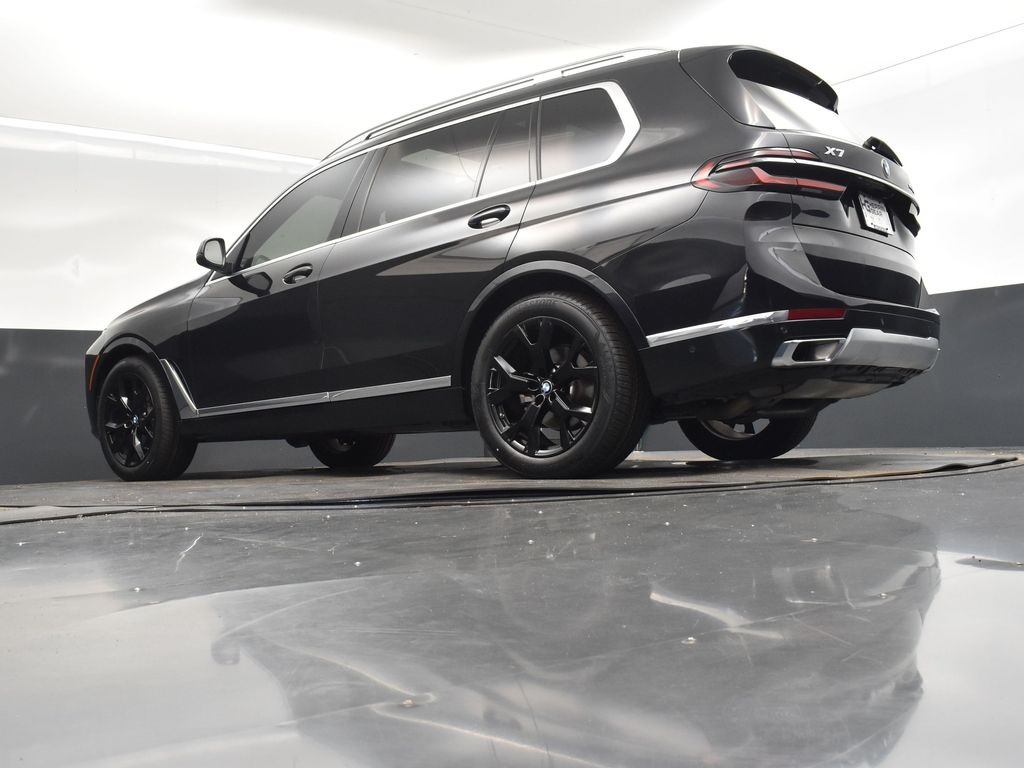 2024 Black Sapphire Metallic BMW X7 xDrive40i AWD SUV