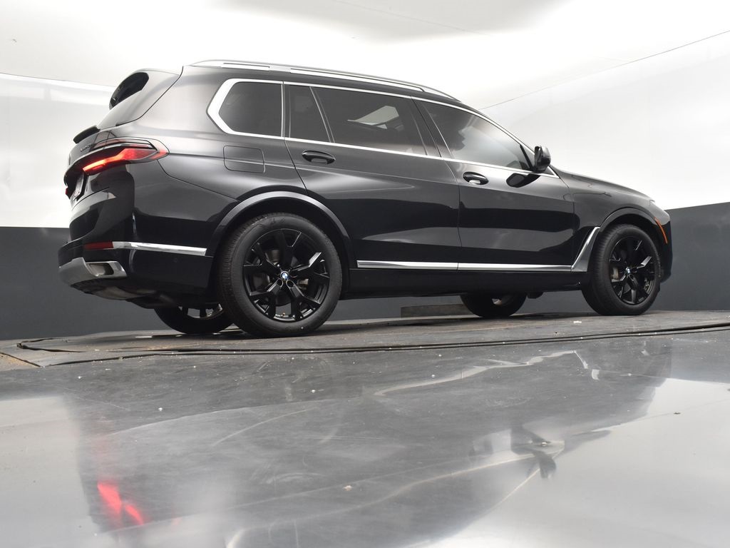 2024 Black Sapphire Metallic BMW X7 xDrive40i AWD SUV