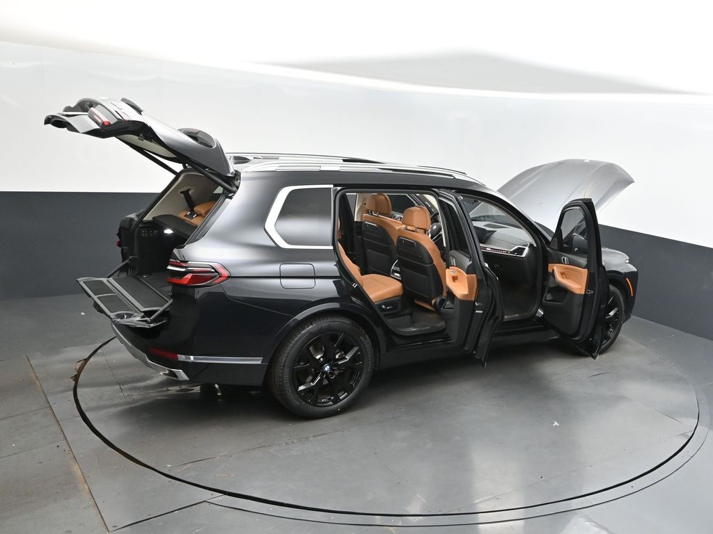2024 Black Sapphire Metallic BMW X7 xDrive40i AWD SUV
