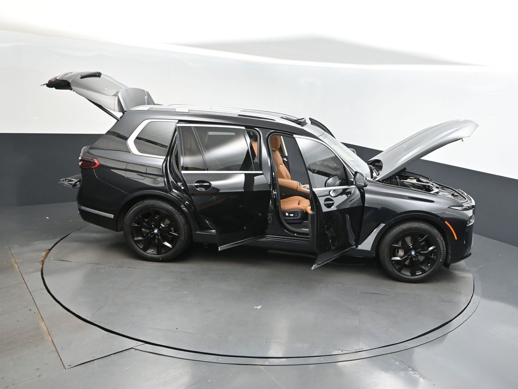 2024 Black Sapphire Metallic BMW X7 xDrive40i AWD SUV