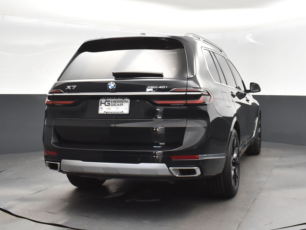 2024 Black Sapphire Metallic BMW X7 xDrive40i AWD SUV