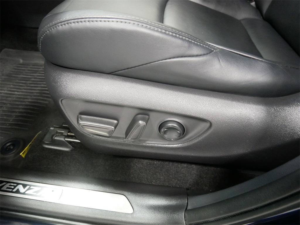 Used 2022 Toyota Venza SUV
