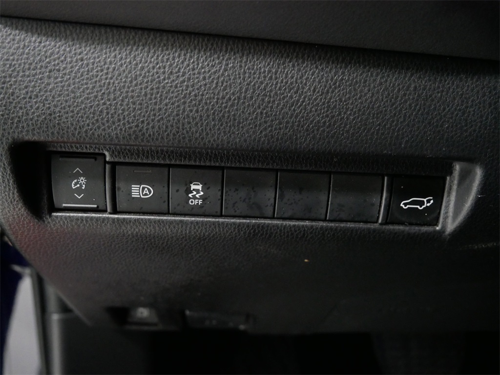 Used 2022 Toyota Venza SUV