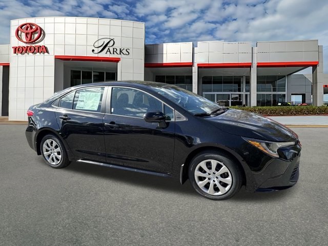 2026 Toyota Corolla LE's photo