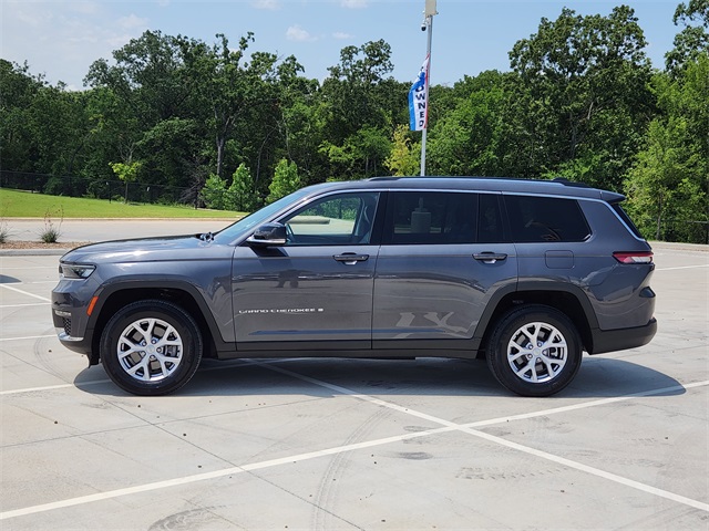 2022 Baltic Gray Metallic Clearcoat Jeep Grand Cherokee L Limited RWD SUV