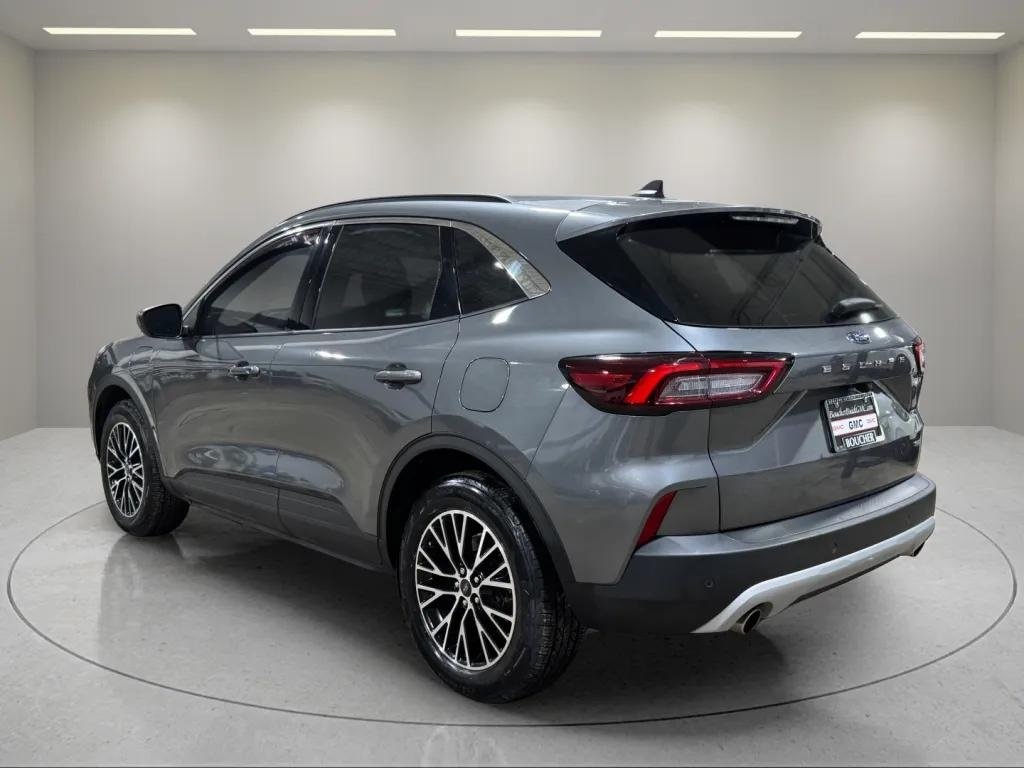 2023 Ford Escape Base photo 3