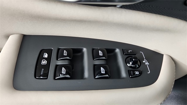 new 2026 Volvo XC90 car, priced at $67,525