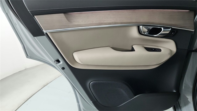 new 2026 Volvo XC90 car, priced at $67,525