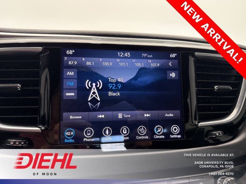 2018 Chrysler Pacifica Touring L photo 30