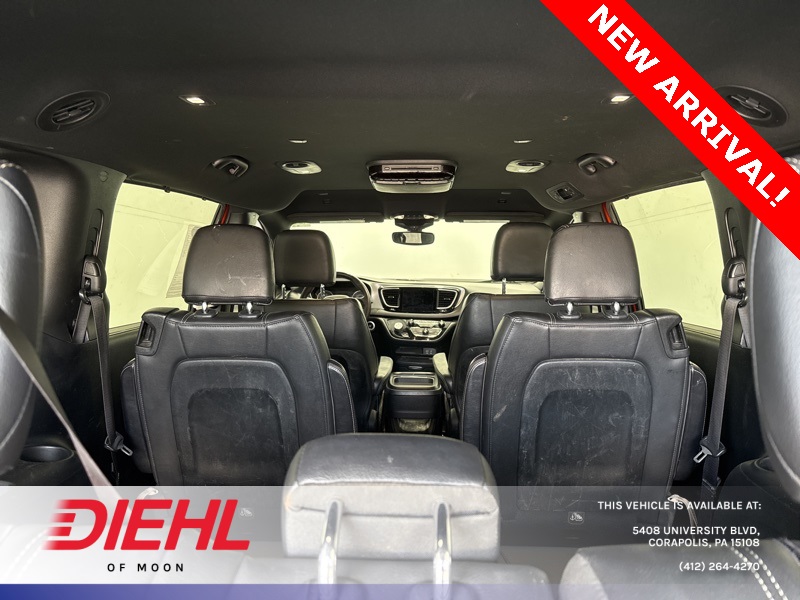 2018 Chrysler Pacifica Touring L photo 9