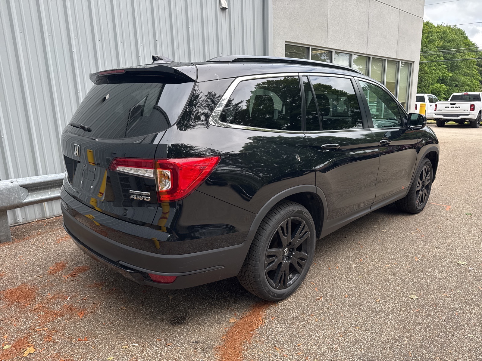 2022 Black Honda Pilot Special Edition AWD SUV