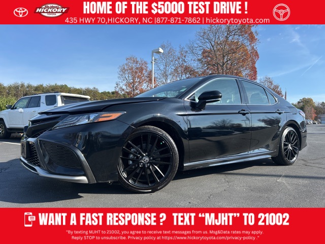 2024 Toyota Camry XSE's photo