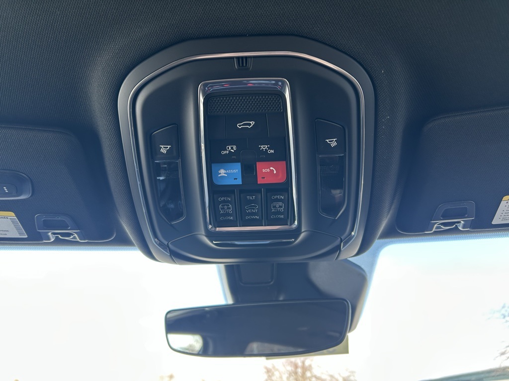 new 2025 Jeep Grand Cherokee L car, priced at $63,175