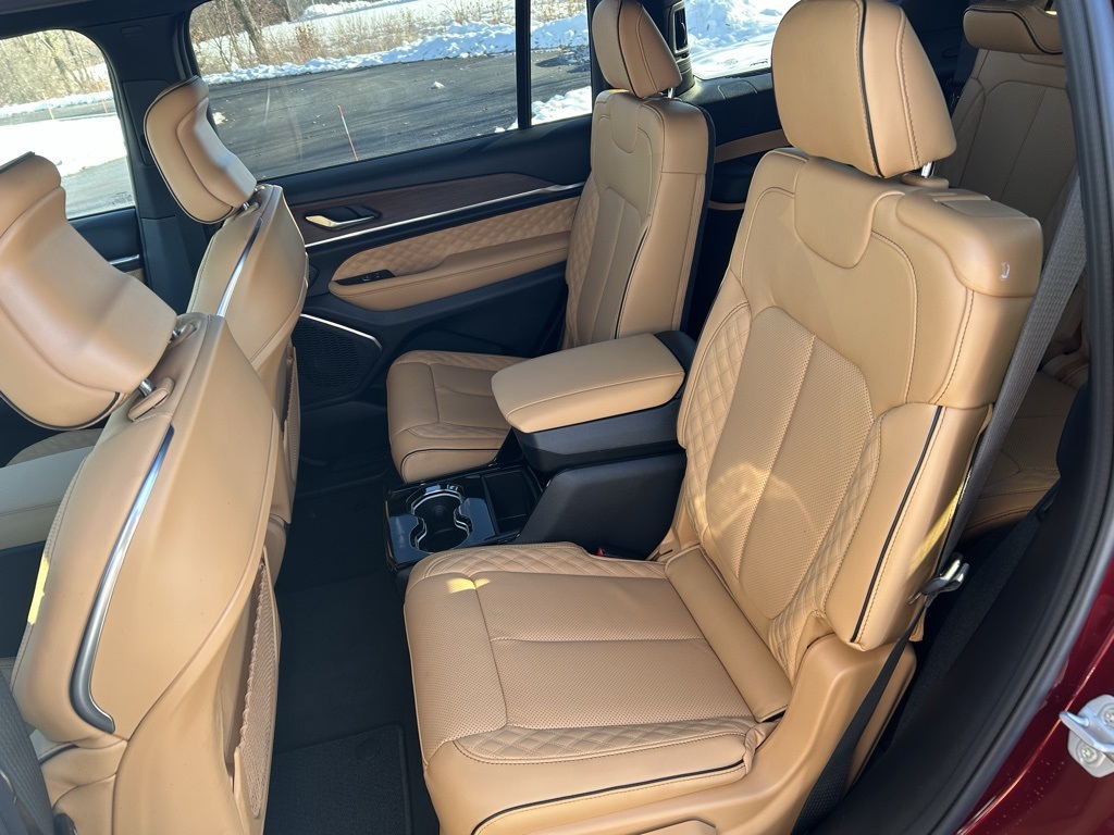 new 2025 Jeep Grand Cherokee L car, priced at $63,175