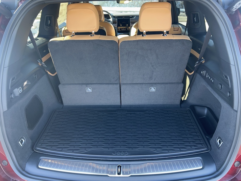 new 2025 Jeep Grand Cherokee L car, priced at $63,175