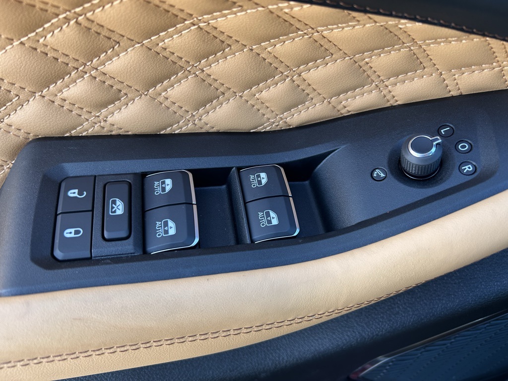 new 2025 Jeep Grand Cherokee L car, priced at $63,175